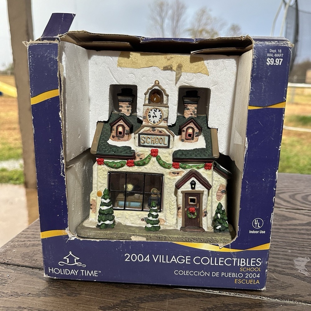 Vintage School House Holiday Time 2004 Village Collectables School House